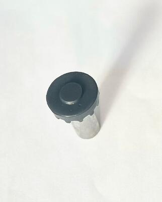 방출 방지 플라스틱 머리의 금속 튜버 리베트